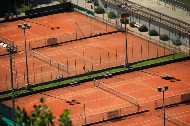 Guide des paris sportifs tennis pour debutants et confirmes